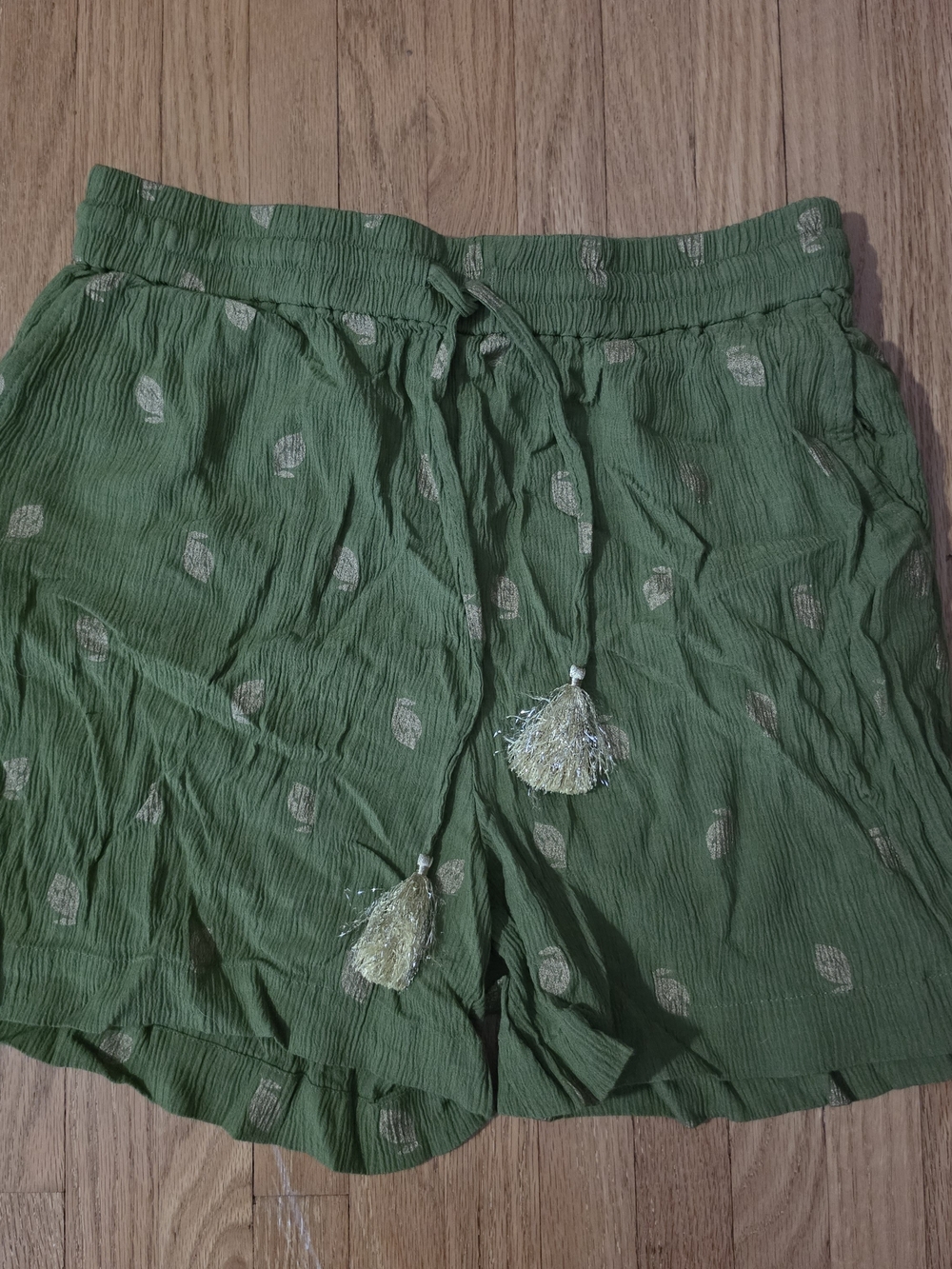 Boden Green Shorts with Metallic Tassel Drawstring